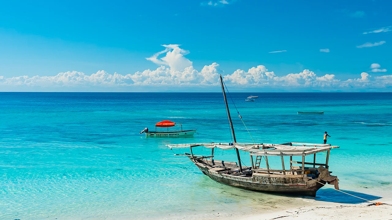 Travel off the beaten path and embark on a wonderful tour of Zanzibar in Tanzania, enjoying the stunning island nature and visiting diverse tourist attractions.